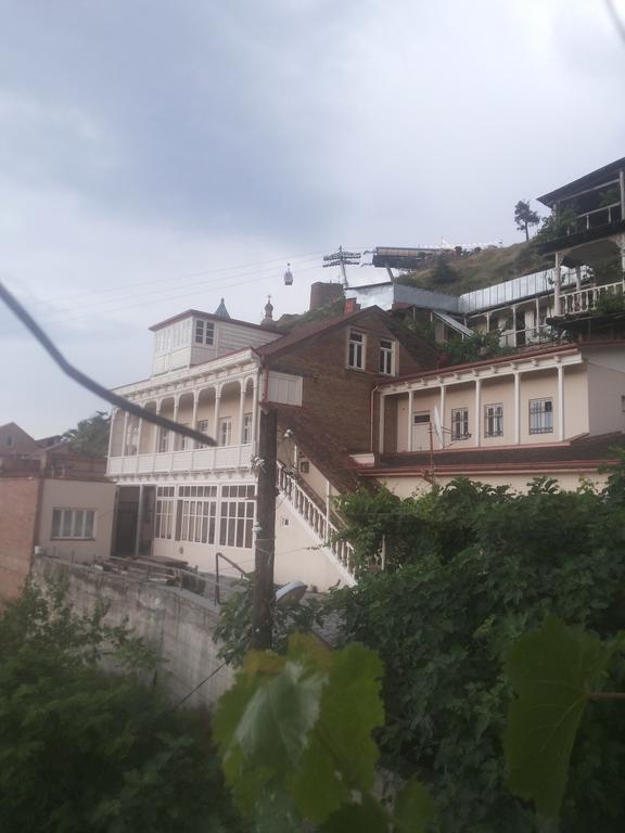 Guesthouse Zeinabi Тбілісі Екстер'єр фото