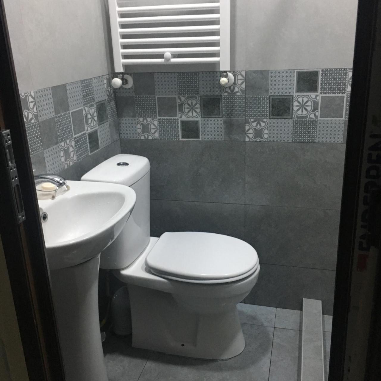 Guesthouse Zeinabi Тбілісі Екстер'єр фото